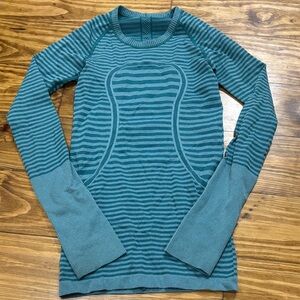 Lululemon Size 2 Swiftly Tech Long Sleeve Shirt Heathered Forage Teal Colorway